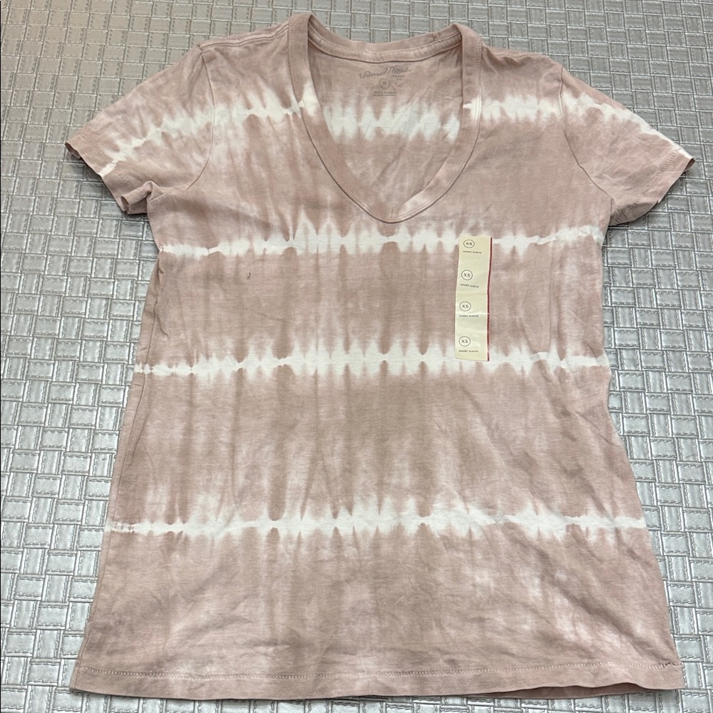 Universal Thread Tie-Dye V-Neck Tee Smoky Taupe XS NWT